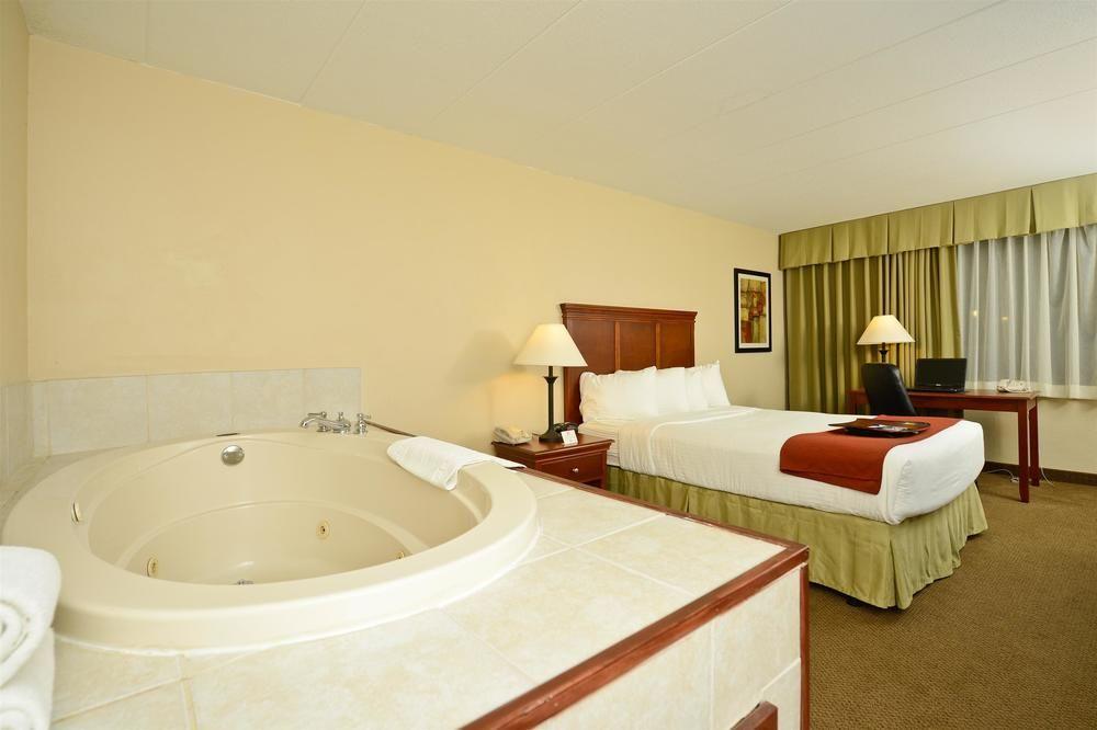 Best Western Plus La Porte Hotel & Conference Center المظهر الخارجي الصورة